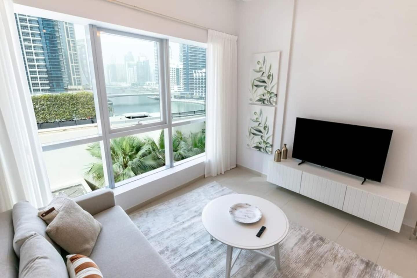 Luxurious 1 Bedroom Apartment In The Dubai Marina! Extérieur photo