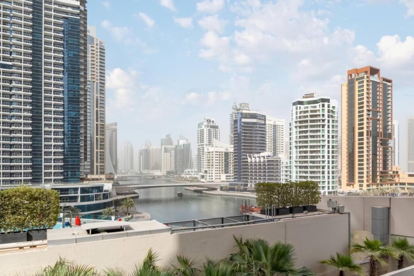 Luxurious 1 Bedroom Apartment In The Dubai Marina! Extérieur photo